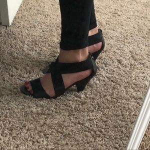 Michael Kors size 8.5 strapped heel-Black